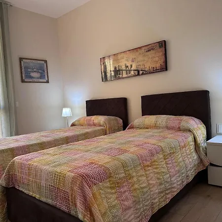 Res Ponte Vecchio 佩萨罗